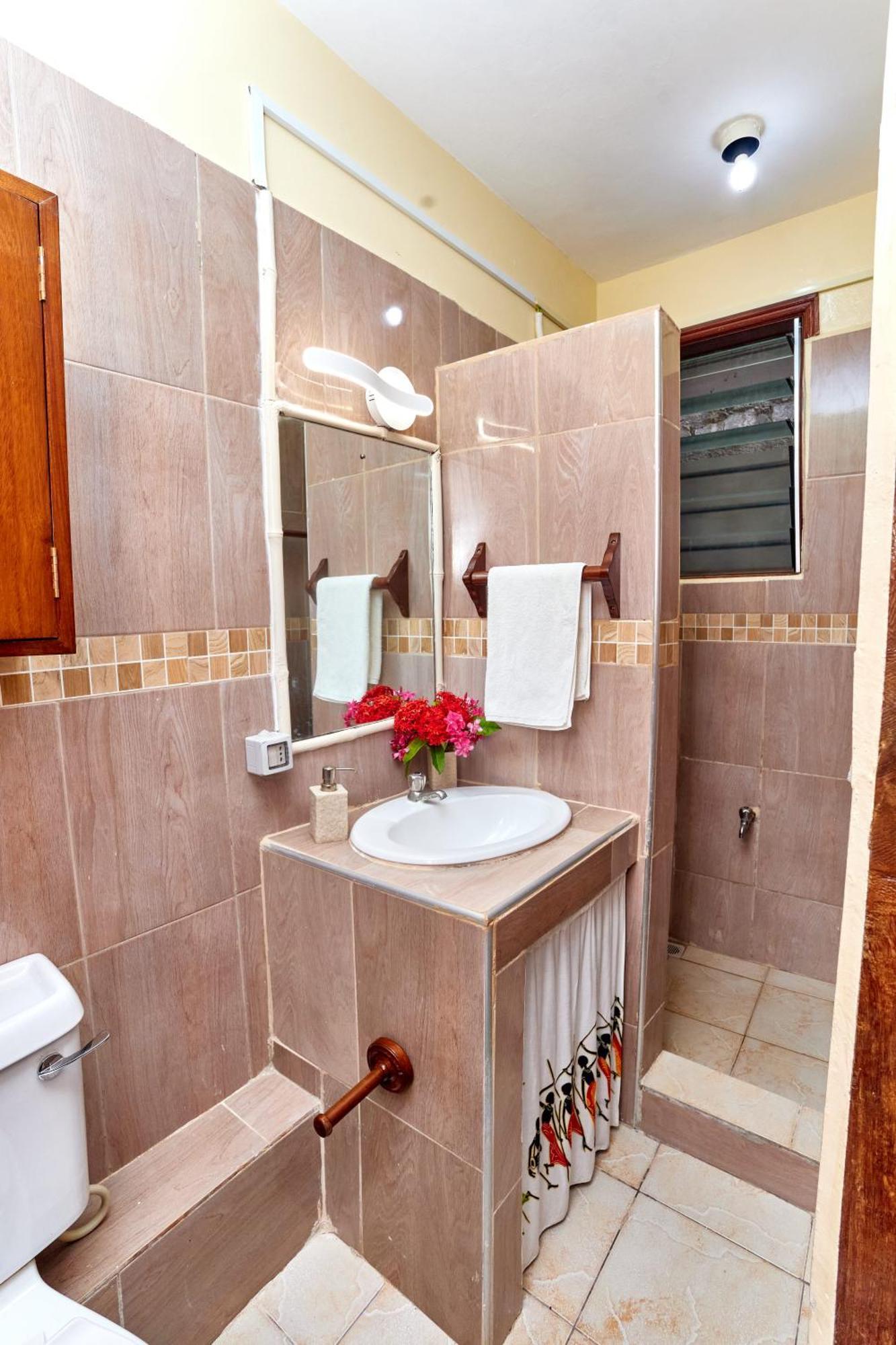 Diani Beach Gold Apartments Ngoại thất bức ảnh