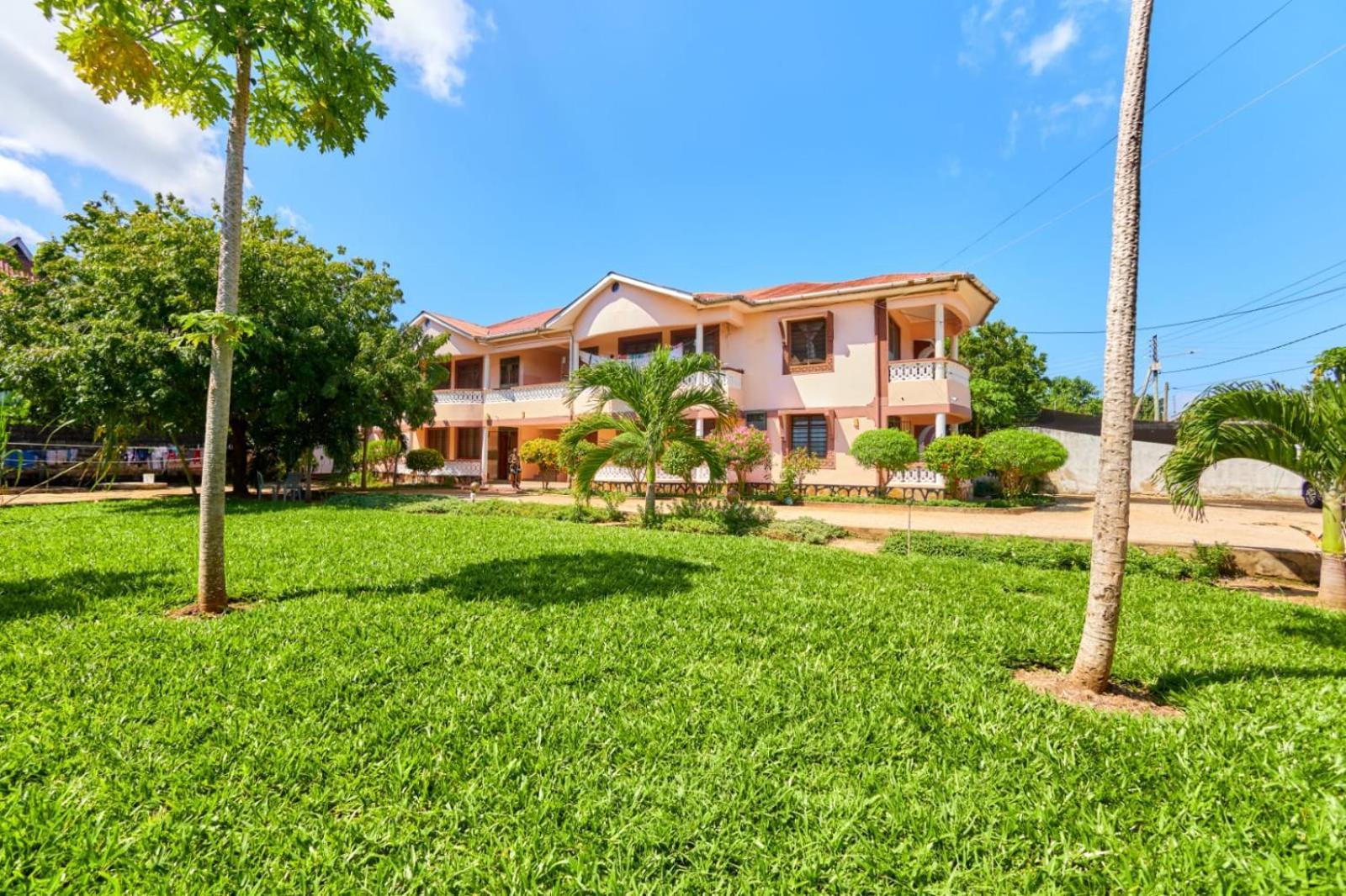 Diani Beach Gold Apartments Ngoại thất bức ảnh